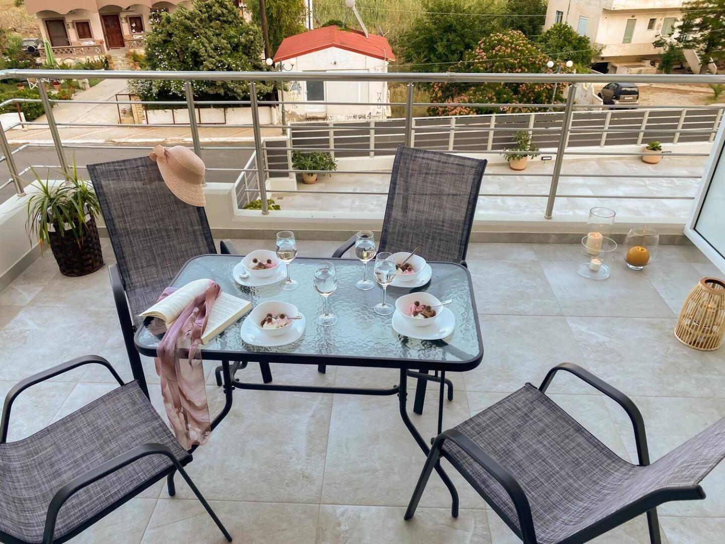 Maistro Suites With Pool, Matala Exterior photo