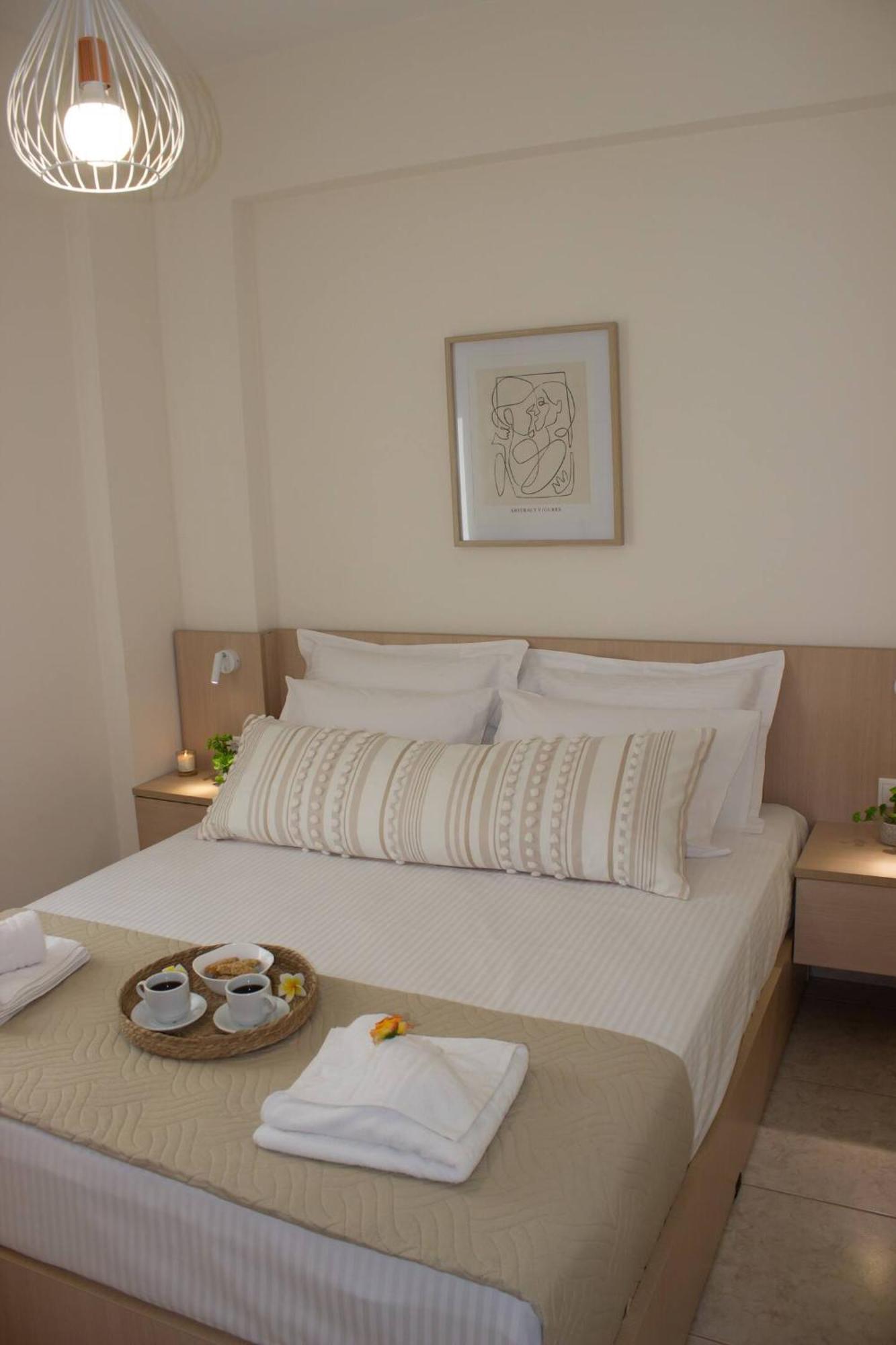 Maistro Suites With Pool, Matala Exterior photo